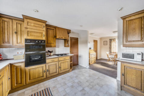 Kitchen/Dining Rm