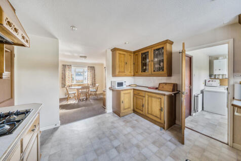 Kitchen/Dining Rm