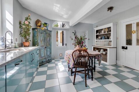 Property Image 9