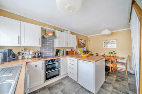 1375397-3-69088ea...