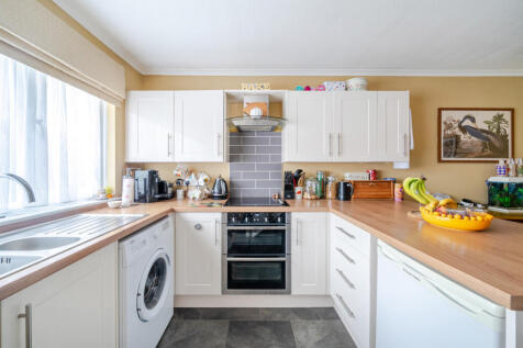 1375397-6-69088e9...