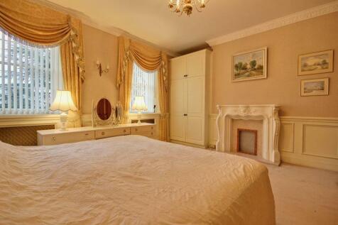 A Bedroom to enjoy waking up in!