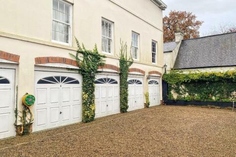 Single garage