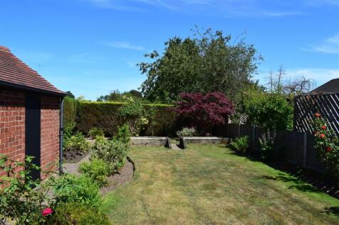 25 mill lane- garden photo.jpg