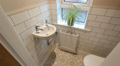 994 bathroom newest.jpg