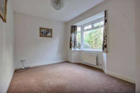 Beverley Road (6).jpg