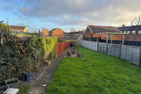 12 trafford garden 2.jpg