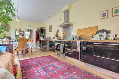 Superb family space