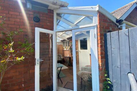 Covered walkway