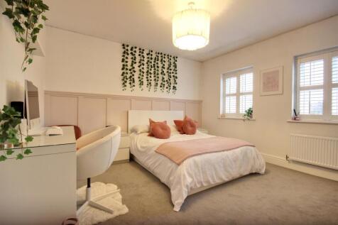 10 Bromby Close (6).jpg