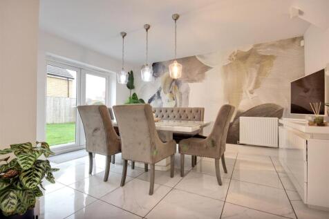 10 Bromby Close (13).jpg