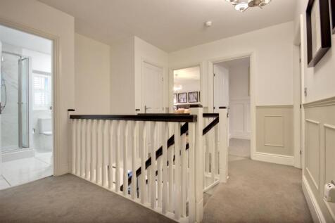 10 Bromby Close (5).jpg