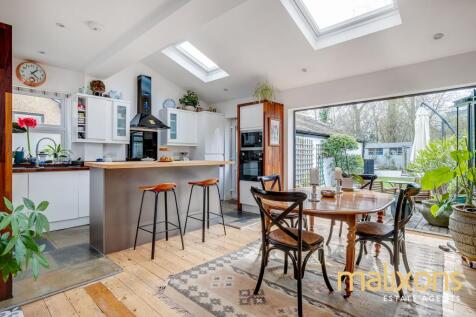 Kitchen Diner 1
