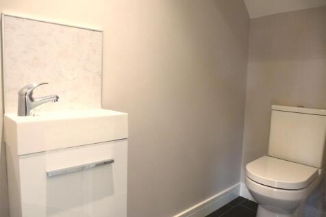 Cloakroom/wc