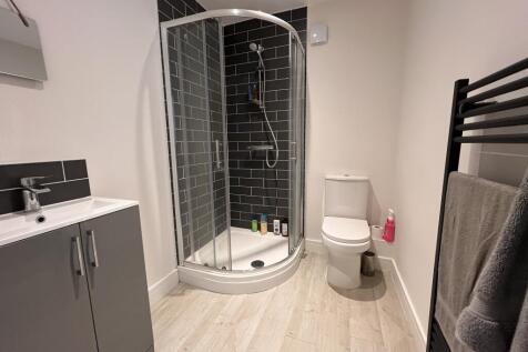 En-suite Bathroom