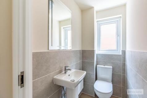 Cloakroom/wc