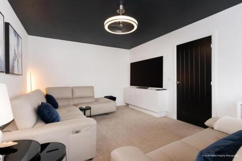 6 Coed Golau Close, Llanwern-SWPP-WEB-14.jpg