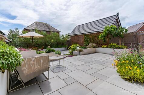 6 Coed Golau Close, Llanwern-SWPP-WEB-04.jpg
