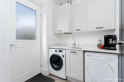 6 Coed Golau Close, Llanwern-SWPP-WEB-23.jpg