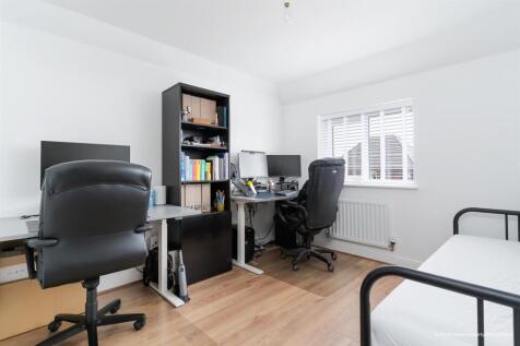 6 Coed Golau Close, Llanwern-SWPP-WEB-28.jpg