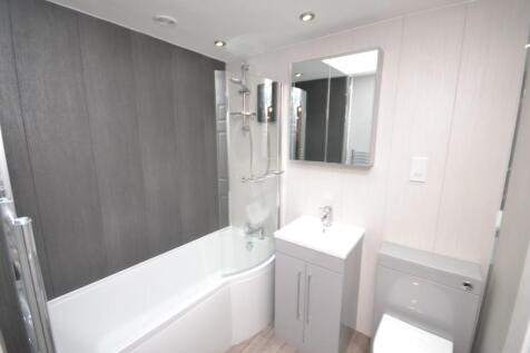 LUXURY BATHROOM