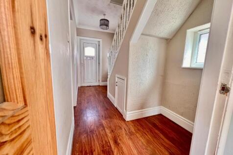UNDERSTAIRS STORAGE