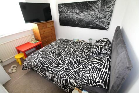 MASTER BEDROM