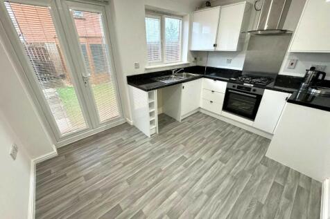 FITTED KITCHEN/DINER