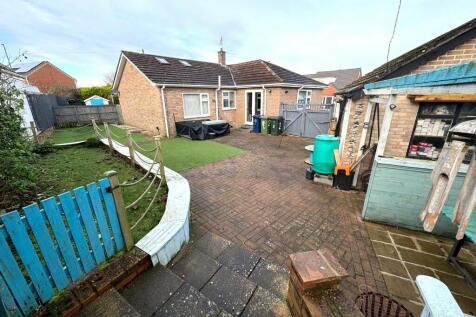 REAR GARDENS