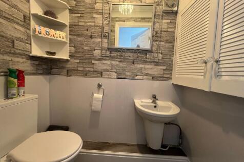 GROUND FLOOR WC