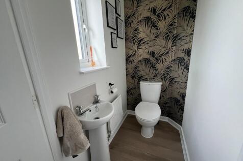 GROUND FLOOR WC