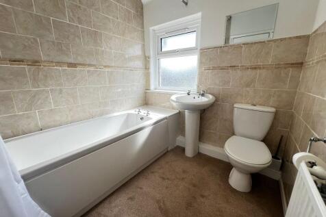 BATHROOM / WC