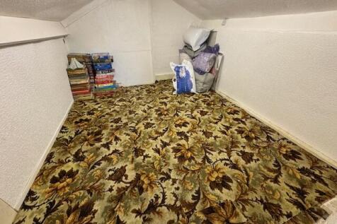 LOFT ROOM 2