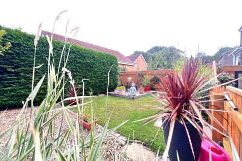 PRIVATE GARDEN