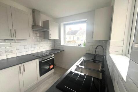 FITTED KITCHEN