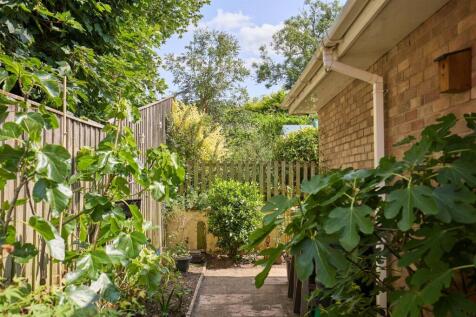 Hanley House, Diss 48.jpg