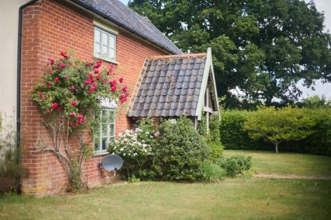 Mulberry House, Hoxne Road, Eye 1.jpg