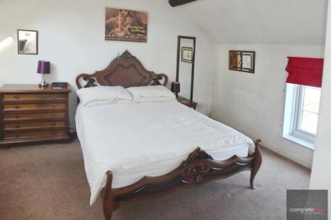 184e9847-Bedroom 201.JPG