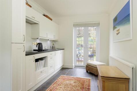 Internal Annexe
