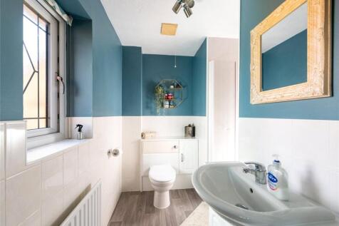 Bed 1 En Suite