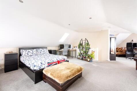 Annexe First Floor