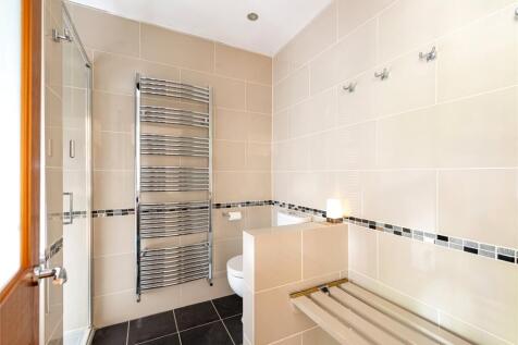 Pool Room Shower