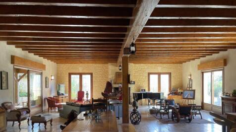 Photo 6