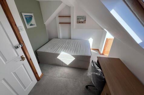 LL Room 7