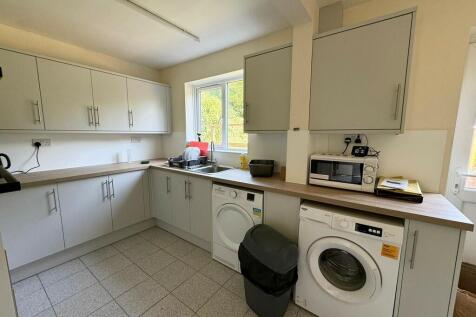 New kitchen photo...