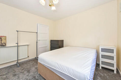 Room 4 