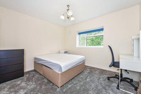 Room 4 -2