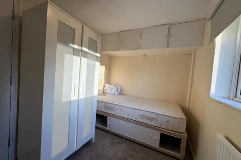 PHOTO-2025-02-26-...