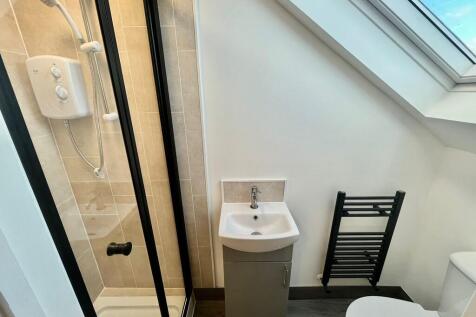 IMG-20251027-WA00...