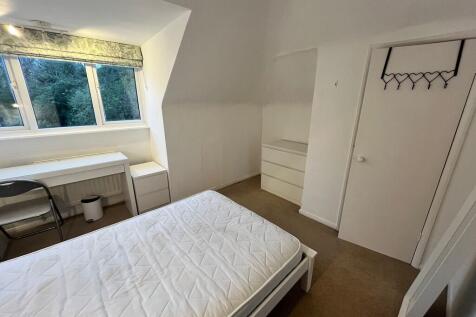 IMG-20251119-WA00...